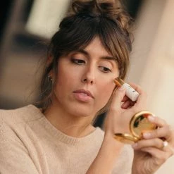 Baume Shine Enlumineur Universel -Dermalogica Soldes 2nuances studio violette project carre