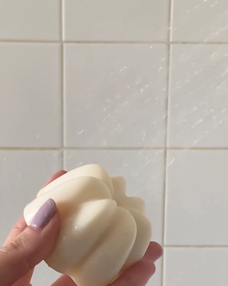 Le Shampoing Solide Doux 6 Le Shampoing Solide Doux – Image 4