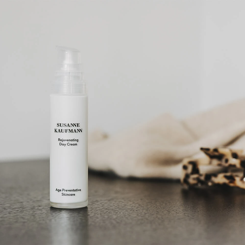 Rejuvenating Day Cream Crème De Jour Revitalisante 5 Rejuvenating Day Cream Crème De Jour Revitalisante – Image 3