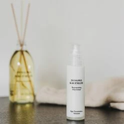 Rejuvenating Day Cream Crème De Jour Revitalisante 9 Rejuvenating Day Cream Crème De Jour Revitalisante -Dermalogica Soldes Rejunevating Day cream 3