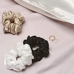 Mr Big Chouchou En Soie -Dermalogica Soldes Venus Gaia chouchou a9cad113 ebfd 4715 9535 240e08f55562